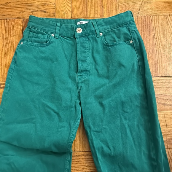 NEVER WORN STRAIGHT CROPPED ZARA JEANS - Picture 3 of 9